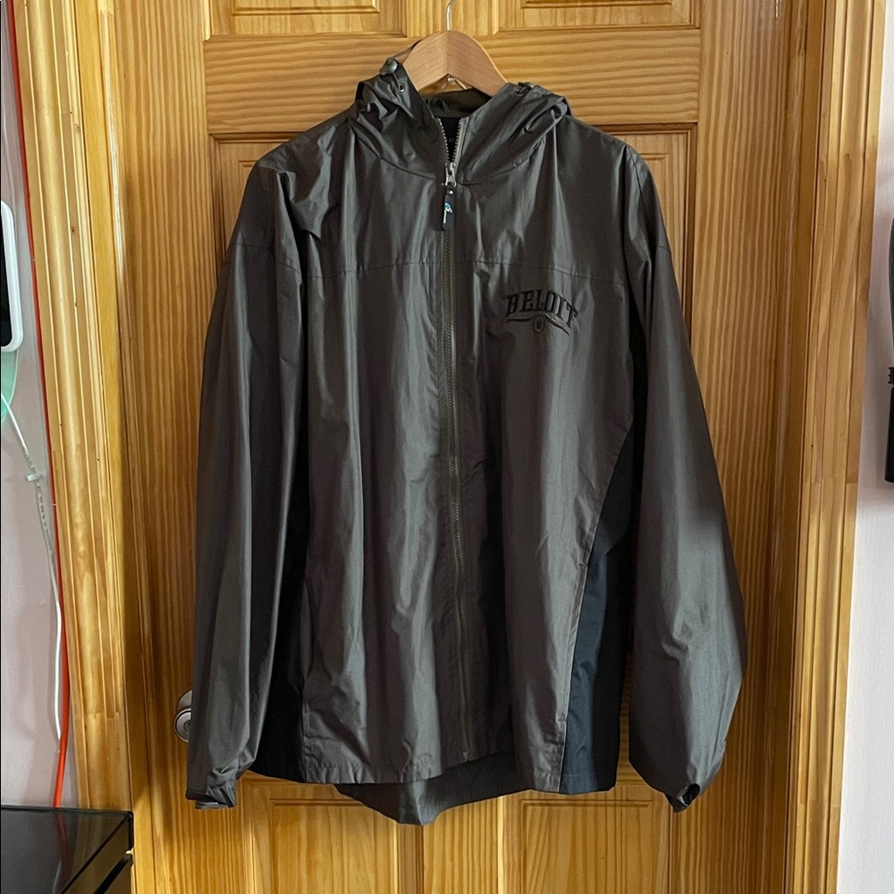 Men's Gray Jacket